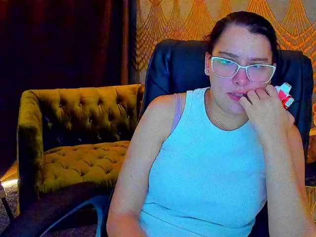 Livia-Shy
