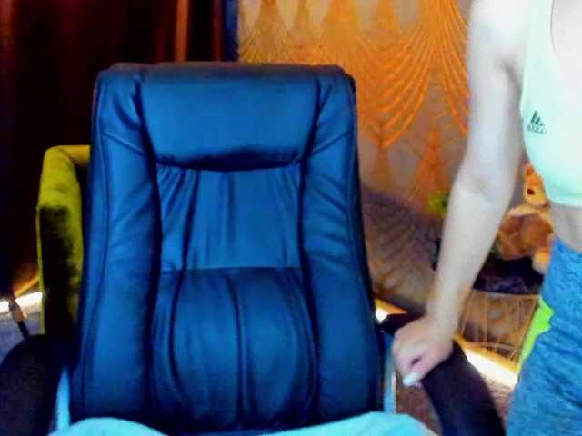 Livia-Shy live cam on BongaCams