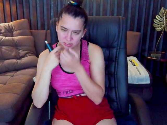 Livia-Shy live cam on BongaCams