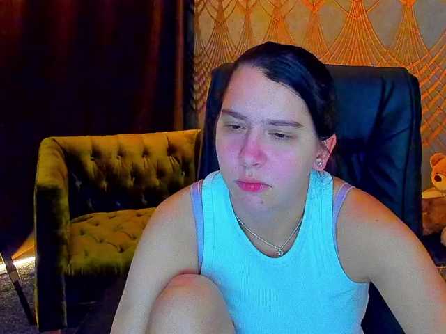 Livia-Shy