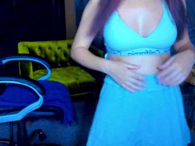 Livia-Shy live cam on BongaCams