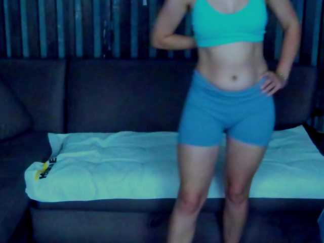 Livia-Shy live cam on BongaCams