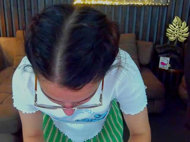 Livia-Shy live cam on BongaCams