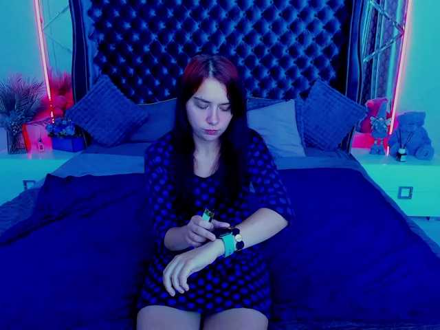 Livia-Shy live cam on BongaCams