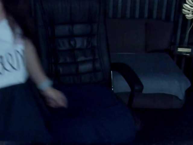 Livia-Shy live cam on BongaCams