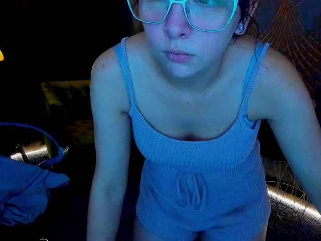 Livia-Shy