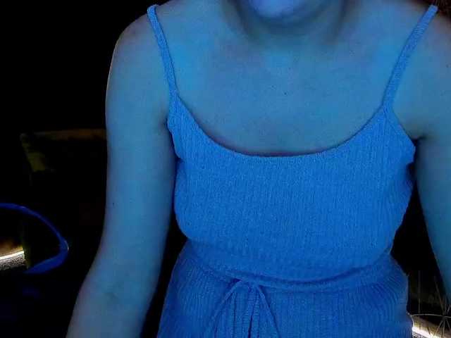 Livia-Shy live cam on BongaCams