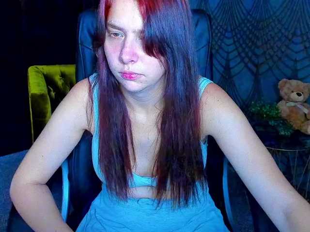Livia-Shy live cam on BongaCams