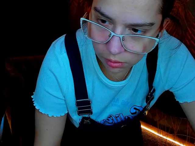 Livia-Shy live cam on BongaCams
