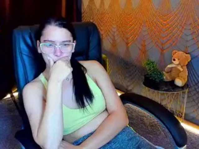 Livia-Shy