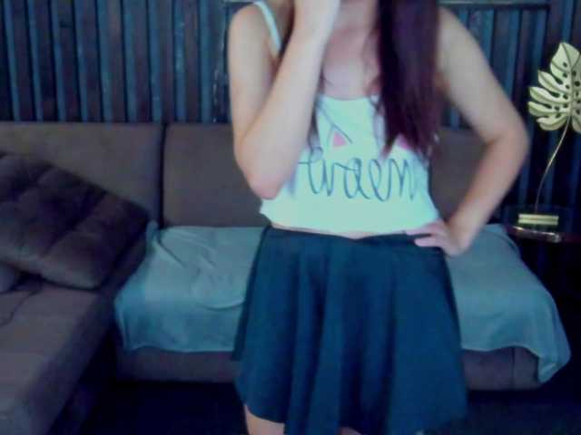 Livia-Shy live cam on BongaCams