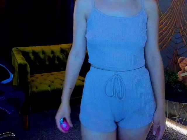 Livia-Shy