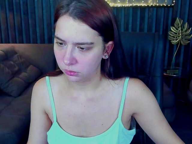 Livia-Shy live cam on BongaCams