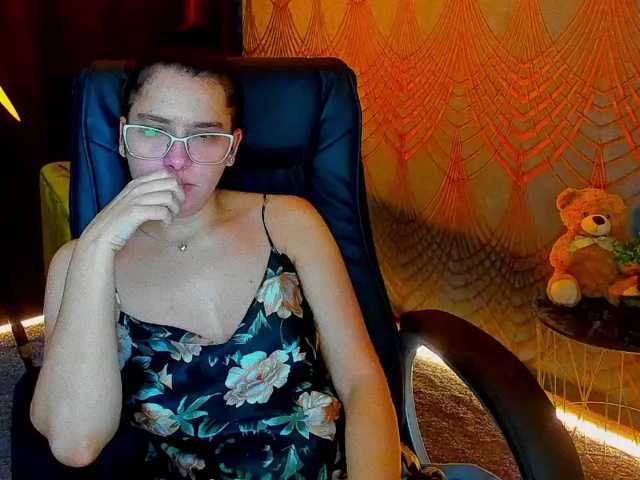 Livia-Shy live cam on BongaCams