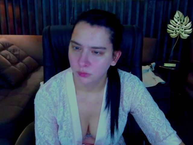 Livia-Shy live cam on BongaCams