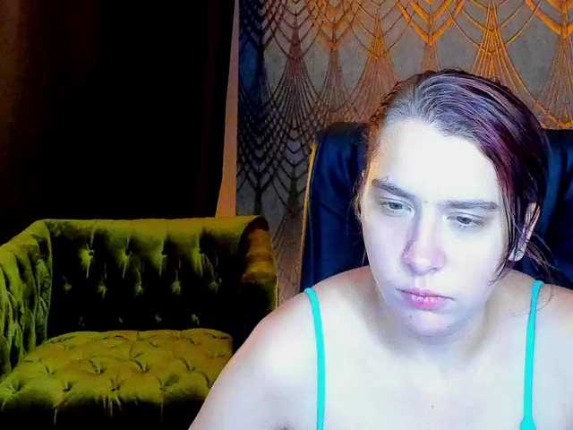 Livia-Shy