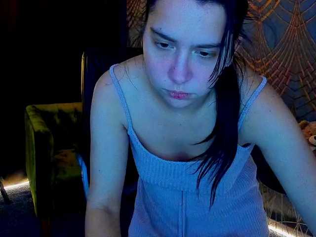 Livia-Shy live cam on BongaCams