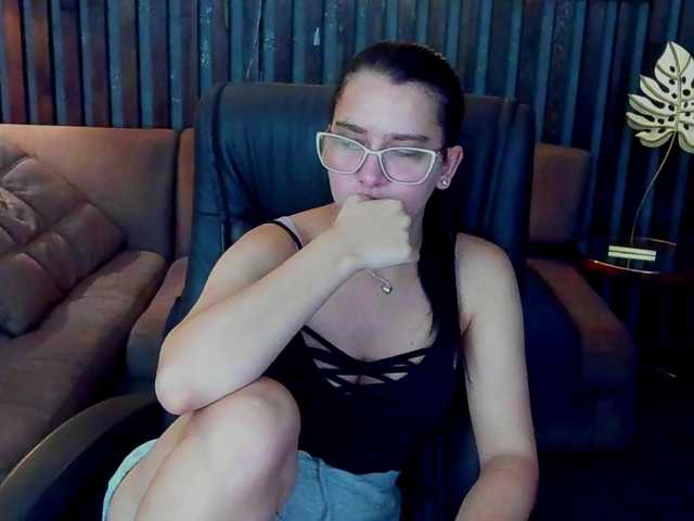 Livia-Shy live cam on BongaCams
