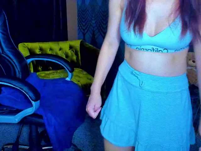 Livia-Shy live cam on BongaCams