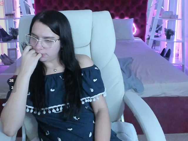Livia-Shy live cam on BongaCams