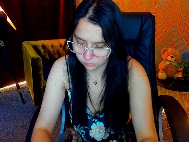 Livia-Shy live cam on BongaCams