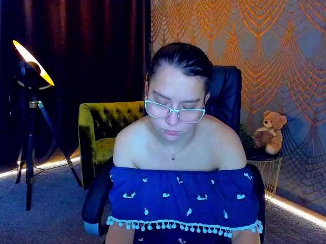 Livia-Shy