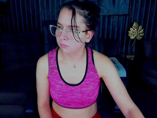 Livia-Shy live cam on BongaCams