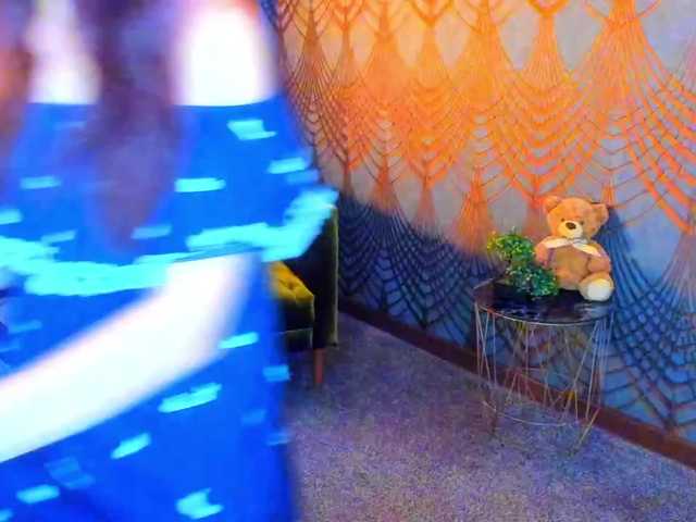 Livia-Shy live cam on BongaCams