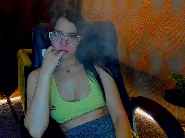 Livia-Shy live cam on BongaCams