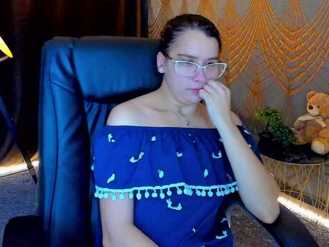 Livia-Shy