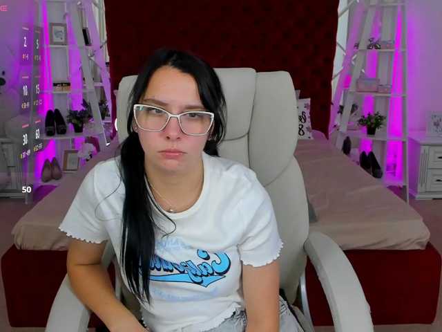 Livia-Shy live cam on BongaCams