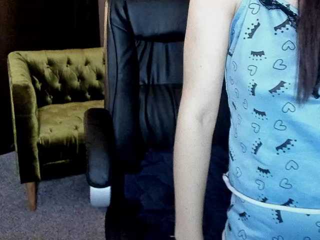 Livia-Shy live cam on BongaCams