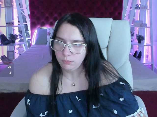Livia-Shy live cam on BongaCams