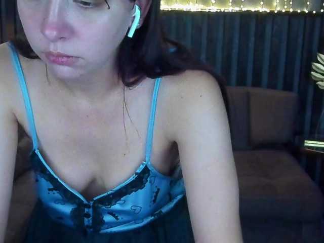 Livia-Shy live cam on BongaCams