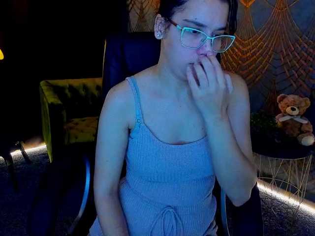 Livia-Shy live cam on BongaCams