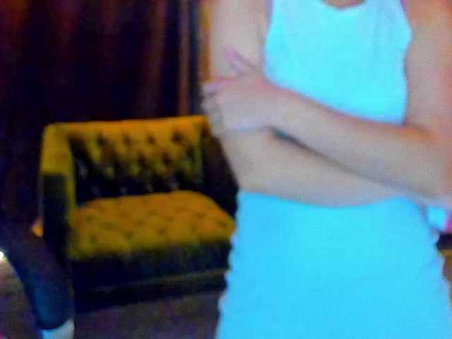 Livia-Shy live cam on BongaCams
