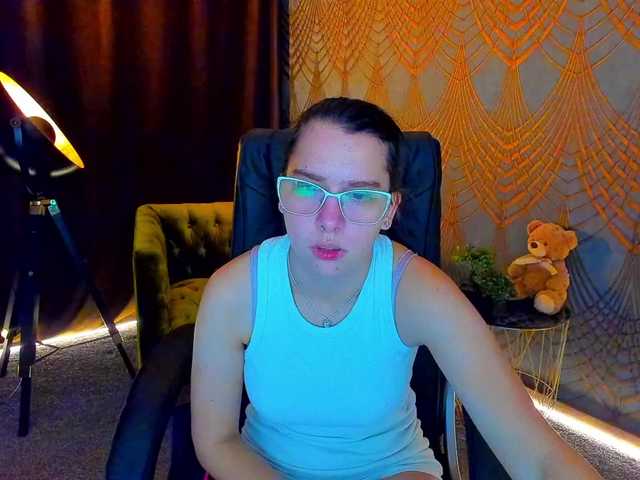 Livia-Shy
