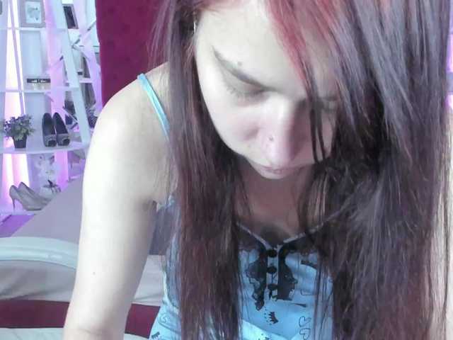 Livia-Shy live cam on BongaCams