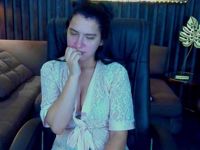 Livia-Shy live cam on BongaCams