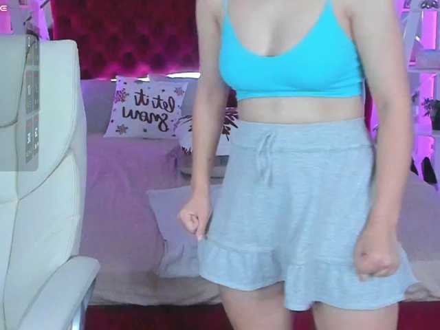 Livia-Shy live cam on BongaCams