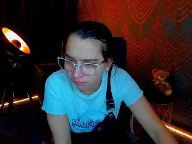 Livia-Shy
