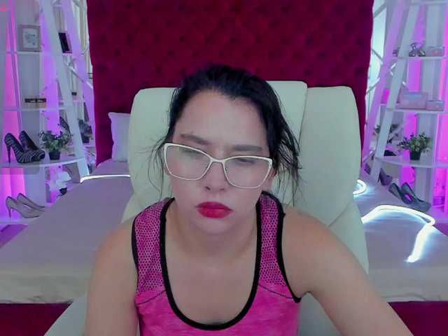 Livia-Shy live cam on BongaCams