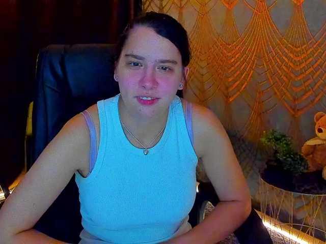 Livia-Shy live cam on BongaCams