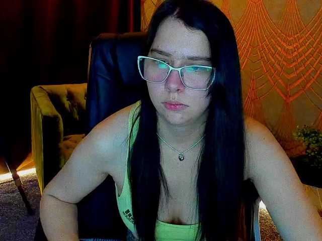 Livia-Shy live cam on BongaCams