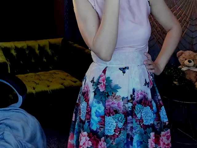 Livia-Shy live cam on BongaCams