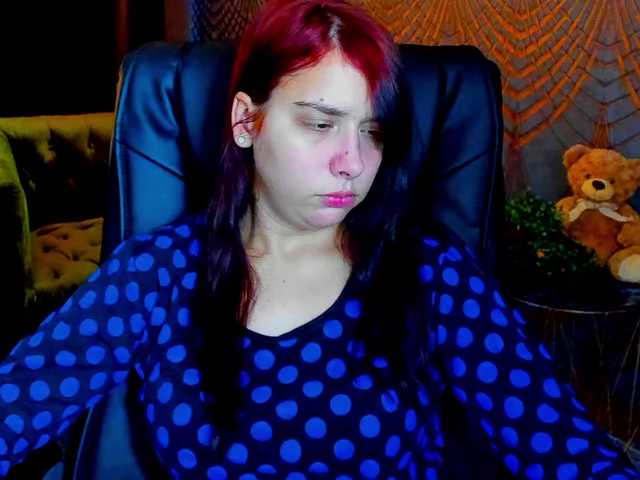 Livia-Shy live cam on BongaCams