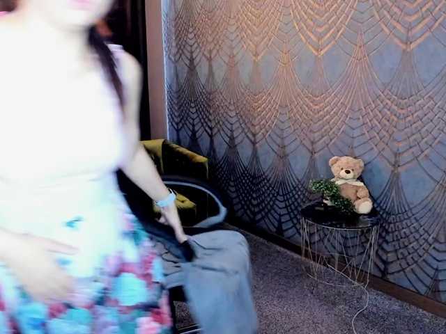 Livia-Shy