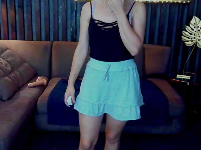 Livia-Shy live cam on BongaCams