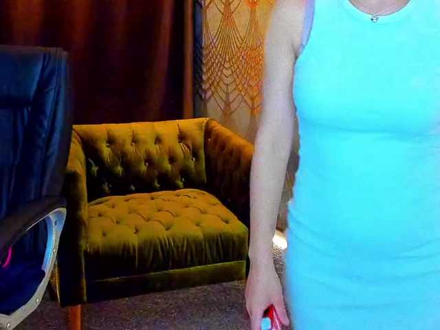 Livia-Shy live cam on BongaCams