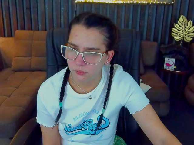 Livia-Shy